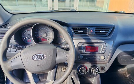 KIA Rio III рестайлинг, 2011 год, 560 000 рублей, 8 фотография