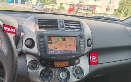 Toyota RAV4, 2011 год, 1 820 000 рублей, 15 фотография