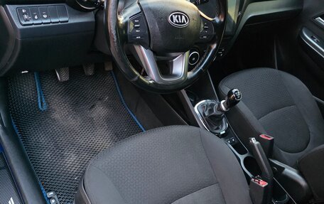 KIA Rio III рестайлинг, 2014 год, 670 000 рублей, 17 фотография