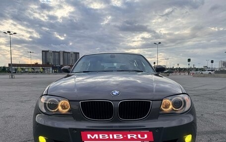 BMW 1 серия, 2008 год, 880 000 рублей, 11 фотография