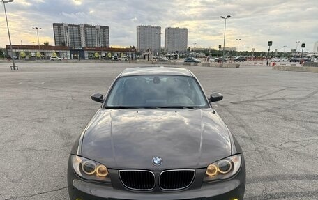 BMW 1 серия, 2008 год, 880 000 рублей, 9 фотография