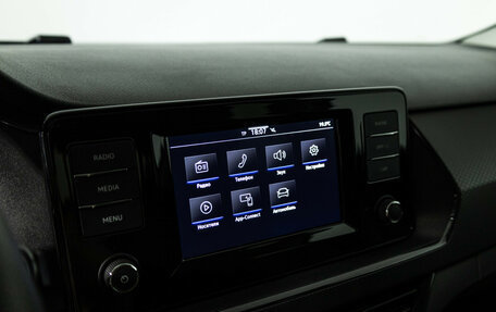 Volkswagen Polo VI (EU Market), 2021 год, 1 749 700 рублей, 17 фотография