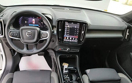 Volvo XC40 I, 2024 год, 3 306 814 рублей, 7 фотография