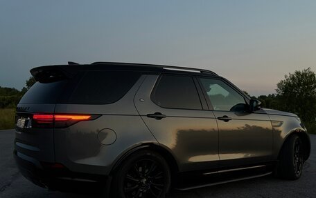 Land Rover Discovery IV, 2017 год, 2 590 000 рублей, 2 фотография