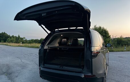 Land Rover Discovery IV, 2017 год, 2 590 000 рублей, 15 фотография