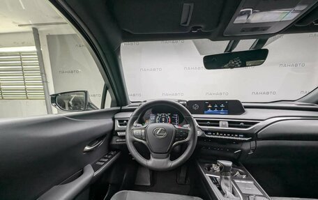 Lexus UX I, 2020 год, 3 249 000 рублей, 8 фотография