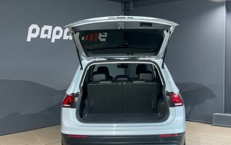 Volkswagen Tiguan II, 2018 год, 2 099 000 рублей, 5 фотография