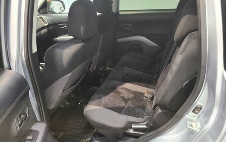 Mitsubishi Outlander III рестайлинг 3, 2011 год, 1 100 000 рублей, 27 фотография