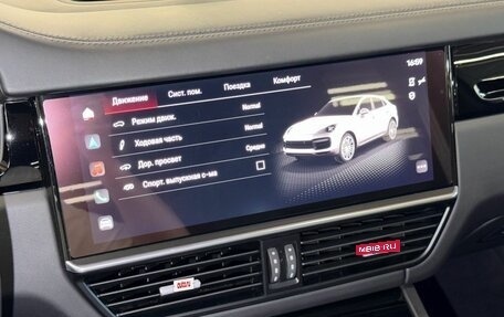Porsche Cayenne III, 2022 год, 14 890 000 рублей, 16 фотография