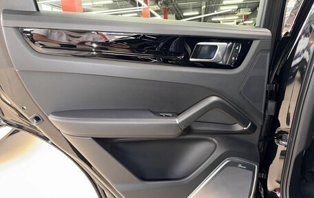 Porsche Cayenne III, 2022 год, 14 890 000 рублей, 20 фотография
