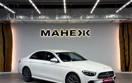 Mercedes-Benz E-Класс, 2021 год, 4 900 000 рублей, 1 фотография