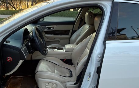 Jaguar XF I рестайлинг, 2012 год, 1 800 000 рублей, 10 фотография