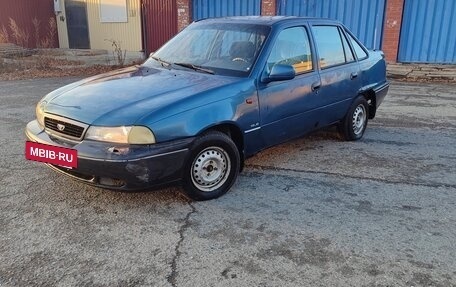 Daewoo Nexia I рестайлинг, 2000 год, 90 000 рублей, 3 фотография