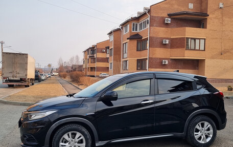 Honda Vezel, 2018 год, 1 670 000 рублей, 2 фотография