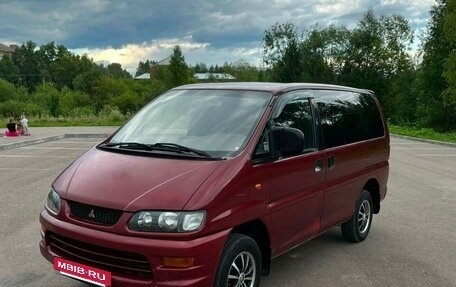Mitsubishi Space Gear I рестайлинг, 2000 год, 565 000 рублей, 4 фотография