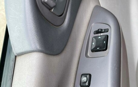 Mitsubishi Space Gear I рестайлинг, 2000 год, 565 000 рублей, 18 фотография