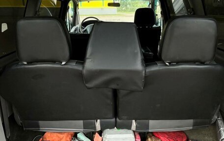 Mitsubishi Space Gear I рестайлинг, 2000 год, 565 000 рублей, 17 фотография