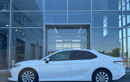 Toyota Camry, 2018 год, 2 450 000 рублей, 2 фотография
