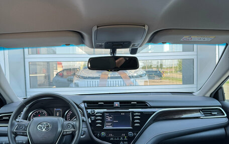 Toyota Camry, 2018 год, 2 450 000 рублей, 15 фотография
