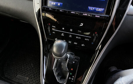 Toyota Harrier, 2016 год, 3 690 000 рублей, 4 фотография
