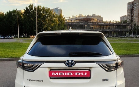 Toyota Harrier, 2016 год, 3 690 000 рублей, 12 фотография