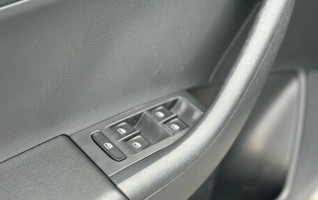 Volkswagen Polo VI (EU Market), 2021 год, 1 300 000 рублей, 19 фотография