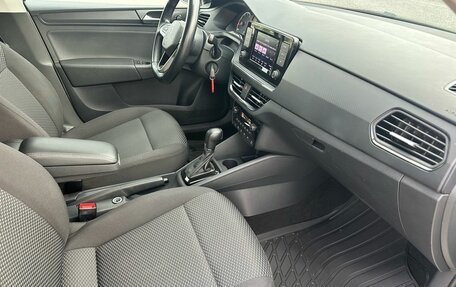 Volkswagen Polo VI (EU Market), 2021 год, 1 300 000 рублей, 27 фотография