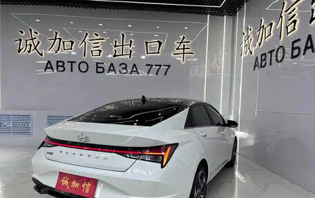 Hyundai Elantra, 2023 год, 1 400 666 рублей, 7 фотография