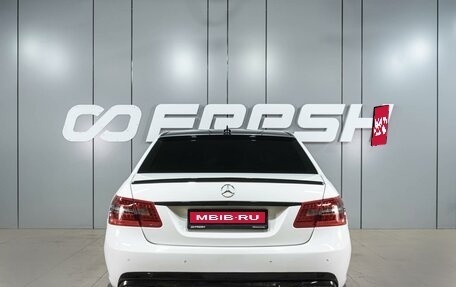 Mercedes-Benz E-Класс, 2013 год, 1 599 000 рублей, 4 фотография