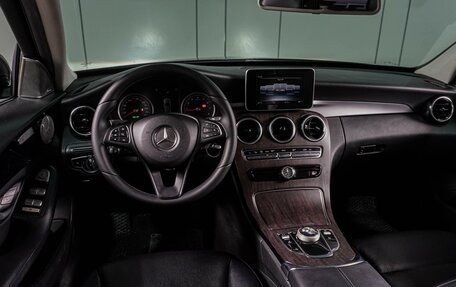Mercedes-Benz C-Класс, 2017 год, 1 909 000 рублей, 6 фотография