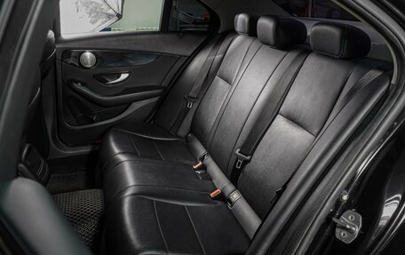 Mercedes-Benz C-Класс, 2017 год, 1 909 000 рублей, 9 фотография