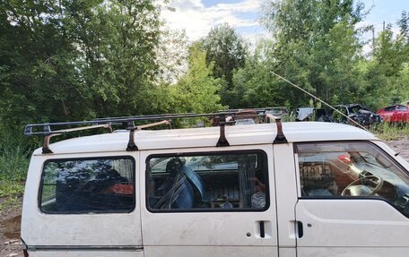 Mazda Bongo IV, 2001 год, 149 000 рублей, 4 фотография