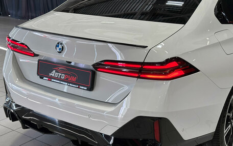 BMW 5 серия, 2024 год, 8 500 000 рублей, 11 фотография