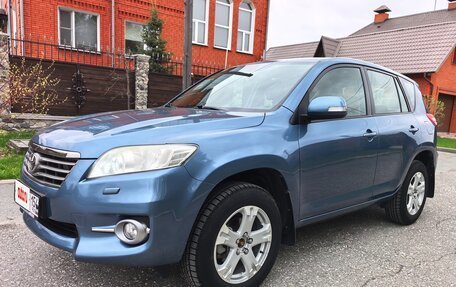 Toyota RAV4, 2010 год, 1 750 000 рублей, 2 фотография