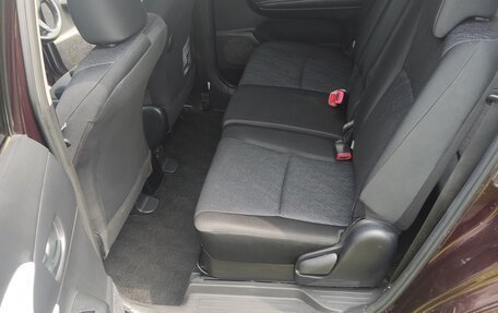 Toyota Wish II, 2010 год, 1 300 000 рублей, 20 фотография