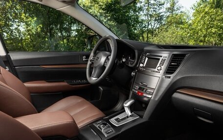 Subaru Outback IV рестайлинг, 2014 год, 2 100 000 рублей, 4 фотография