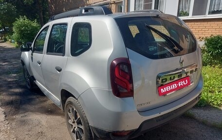 Renault Duster I рестайлинг, 2016 год, 910 000 рублей, 5 фотография