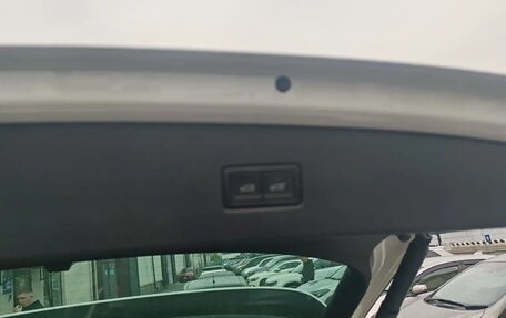 Volkswagen Tiguan II, 2018 год, 2 690 000 рублей, 17 фотография