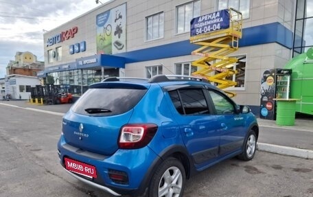 Renault Sandero II рестайлинг, 2015 год, 550 000 рублей, 2 фотография
