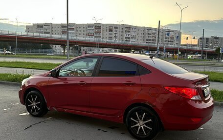 Hyundai Solaris II рестайлинг, 2011 год, 600 000 рублей, 11 фотография
