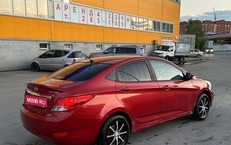 Hyundai Solaris II рестайлинг, 2011 год, 600 000 рублей, 6 фотография