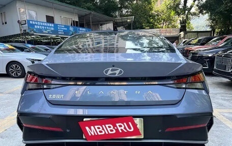 Hyundai Elantra, 2023 год, 1 350 000 рублей, 15 фотография