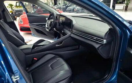 Hyundai Elantra, 2022 год, 1 250 000 рублей, 10 фотография