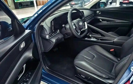 Hyundai Elantra, 2022 год, 1 250 000 рублей, 7 фотография