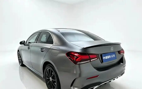 Mercedes-Benz A-Класс, 2022 год, 1 770 000 рублей, 2 фотография