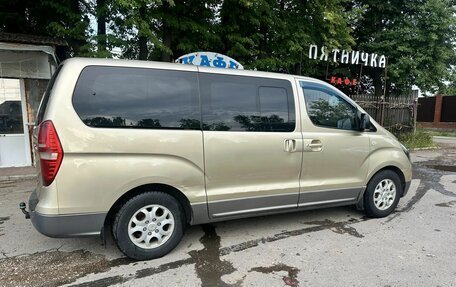 Hyundai H-1 II рестайлинг, 2008 год, 1 200 000 рублей, 3 фотография