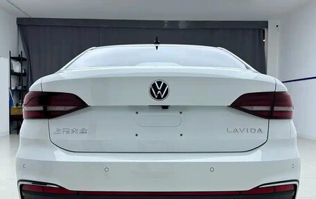 Volkswagen Lavida, 2023 год, 1 300 000 рублей, 5 фотография