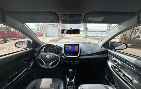 Toyota Yaris XP150 рестайлинг, 2023 год, 1 130 000 рублей, 5 фотография