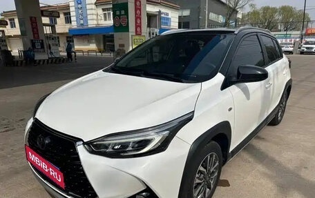 Toyota Yaris XP150 рестайлинг, 2023 год, 1 130 000 рублей, 2 фотография