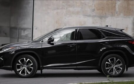 Lexus RX IV рестайлинг, 2019 год, 4 600 000 рублей, 2 фотография